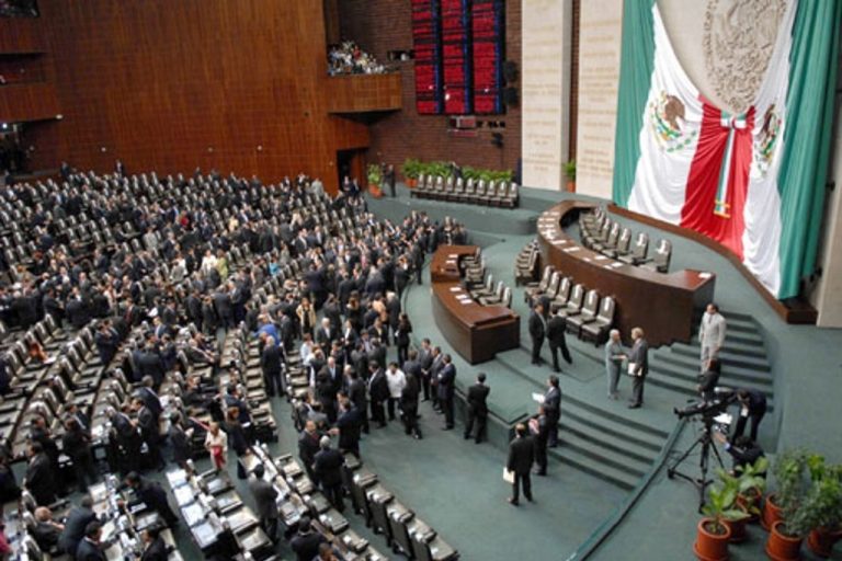 Envía AMLO a Cámara de Diputados propuesta para reformar al Infonavit