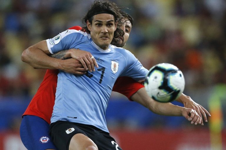 Cavani no podrá debutar con el Manchester United