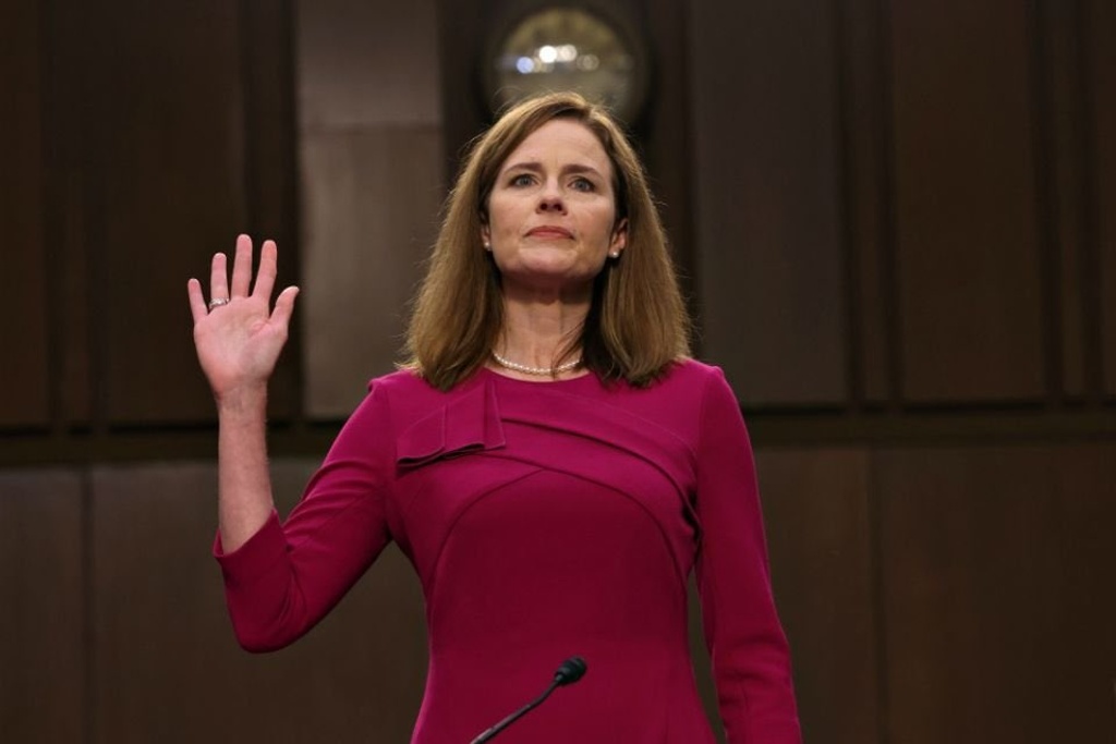 Senado confirma a Amy Coney Barret como jueza de la Corte Suprema