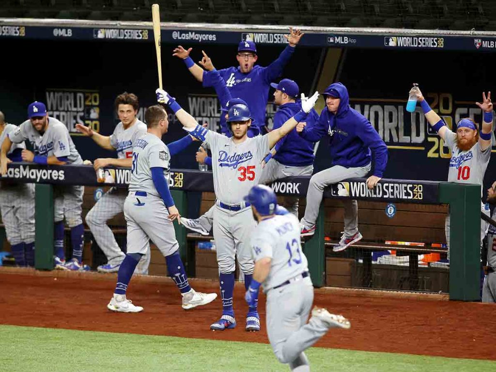 Dodgers a una victoria de conquistar la Serie Mundial