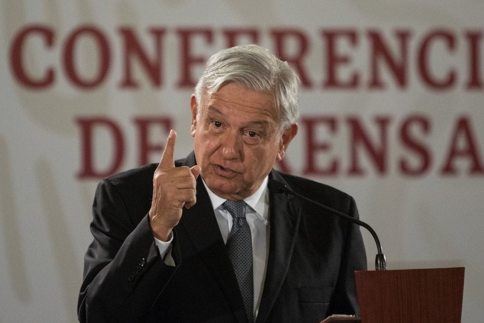 'Que se disculpe, el Reforma es mejor': AMLO vs Financial Times