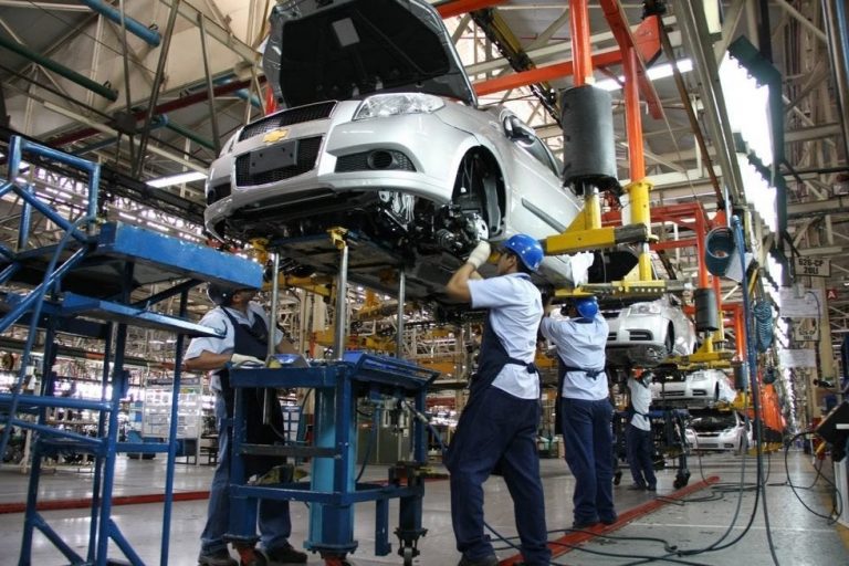 Pandemia no quita liderato a México en mercado automotor de EU; subió participación a 36.5%