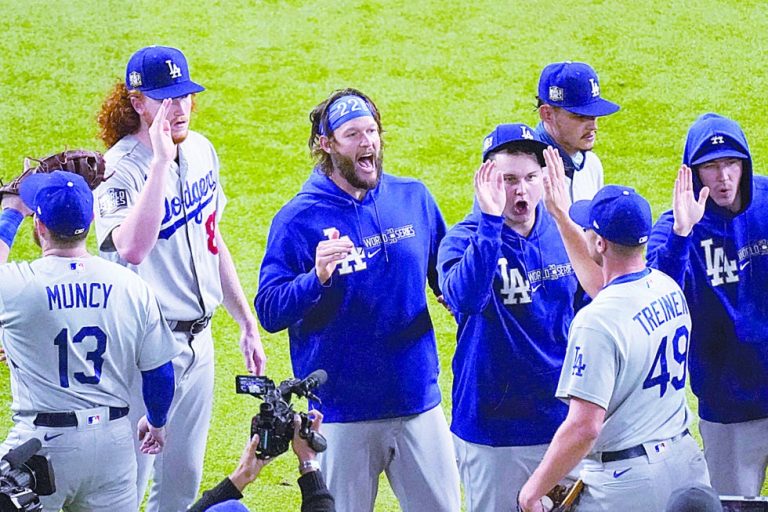 Dodgers se pone a uno del título contra Rays