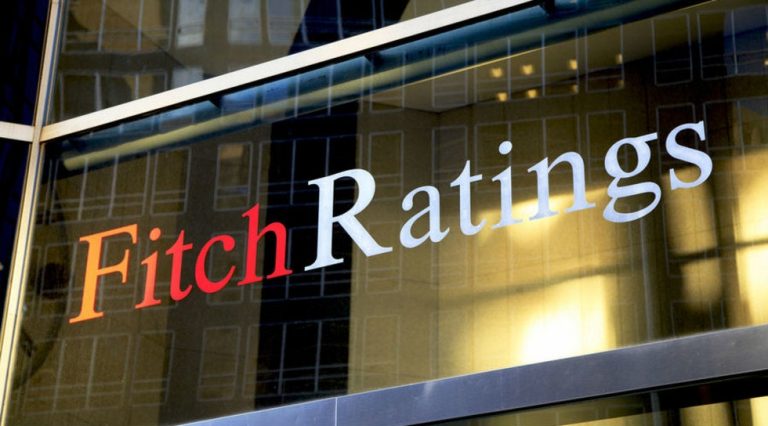 Fitch ve presión para la banca mexicana por plan de apoyos