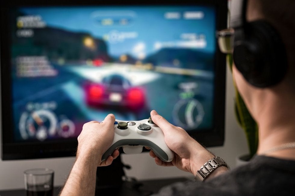 Delincuentes usan videojuegos para extorsionar; con 'premios' ganchan a menores