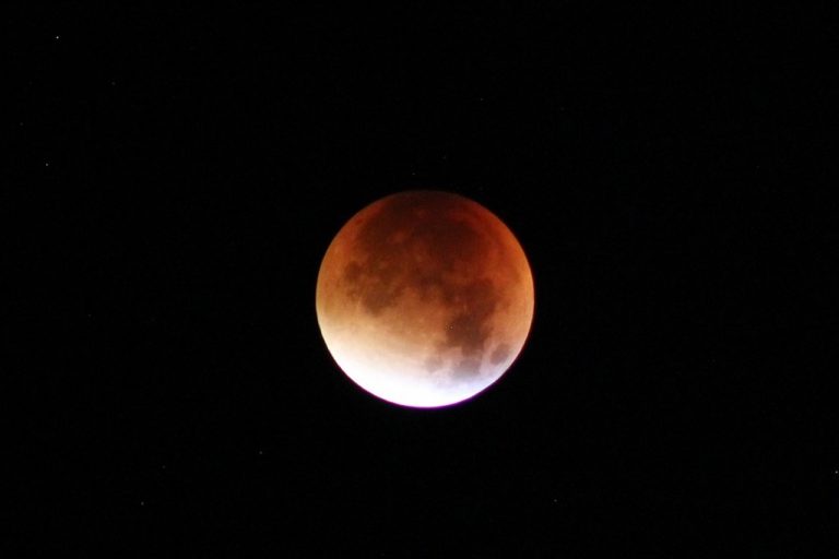 El último eclipse de Luna del 2020 será visible en México, entérate cuándo