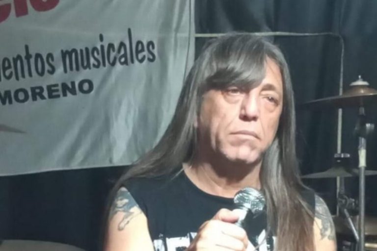 El 'chavo metalero' admite parecido y se viste del Chavo del 8