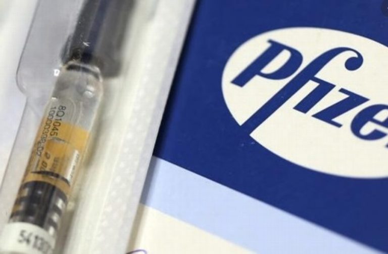 Pfizer produciría 50 millones de vacunas contra COVID-19 en 2020