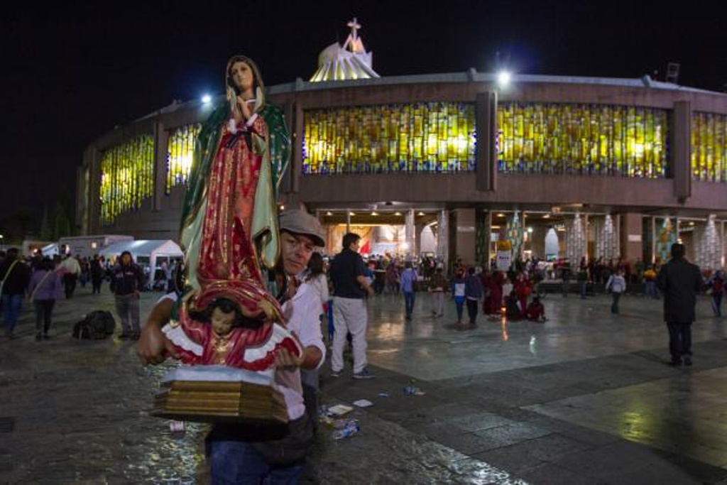 AMLO pide evitar aglomeraciones en celebraciones a la Virgen