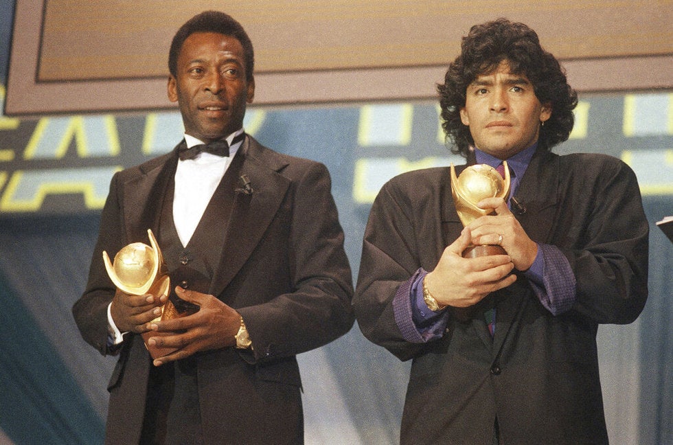 'Un día jugaremos en el cielo'; Pelé llora la muerte de su amigo Maradona