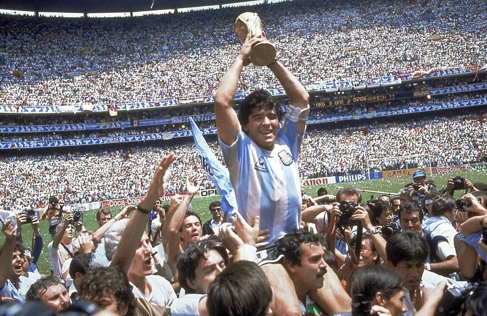 ¿Cuántos títulos ganó Maradona en su carrera?