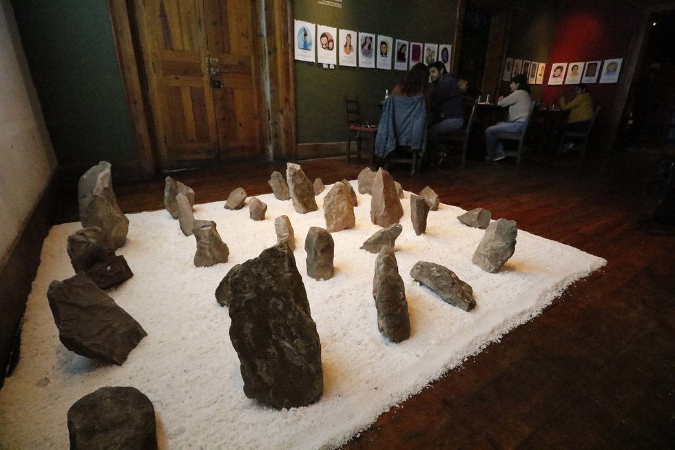 Realizan un ‘memorial por ellas’ en Taberna El Cerdo de Babel