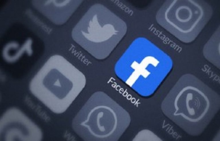 Eliminará Facebook “fake news” sobre vacuna contra COVID-19