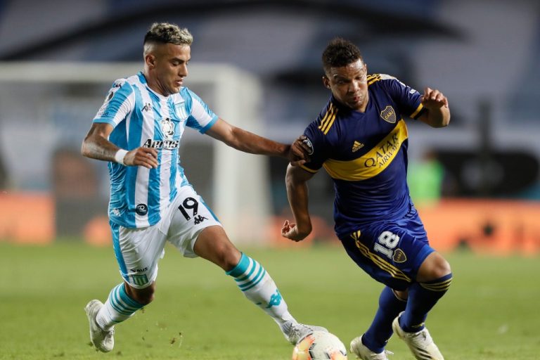 Racing vence a Boca y toma ventaja en Copa Libertadores