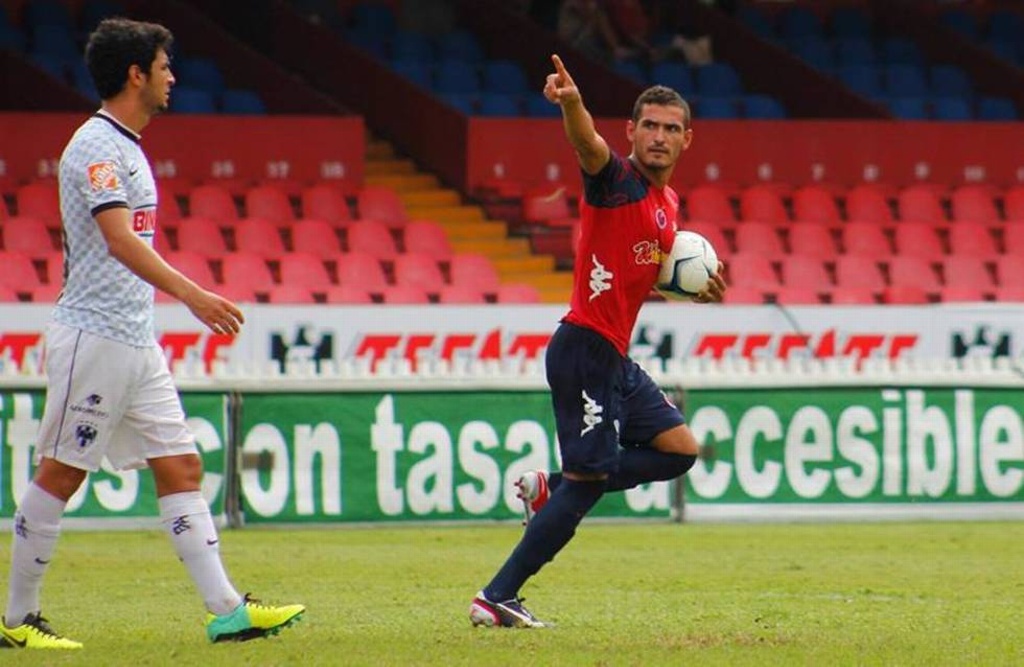 Ex Tiburón rojo de Veracruz jugará en el futbol de Honduras