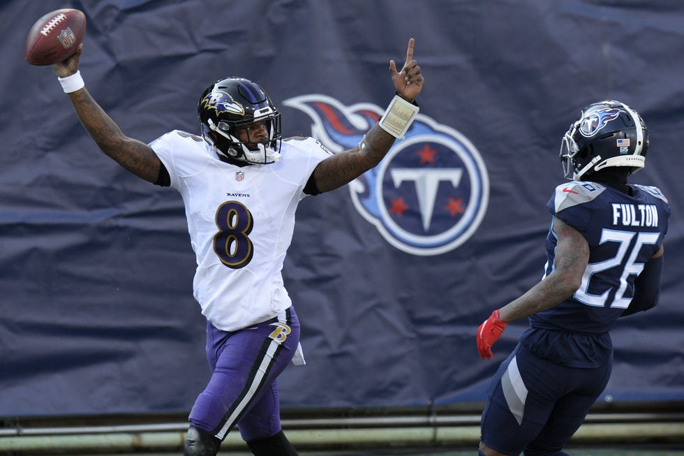 Lamar y Ravens cobran venganza sobre los Titans