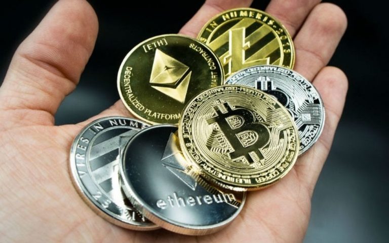 ‘Criptomonedas, burbuja imparable y sin regulación’