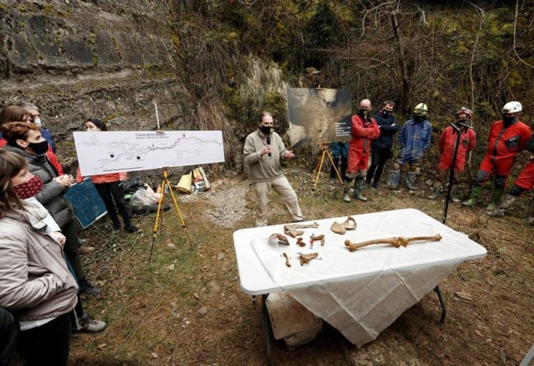 El hombre de Loizu, uno de los esqueletos mejor conservados de prehistoria de 11,700 años