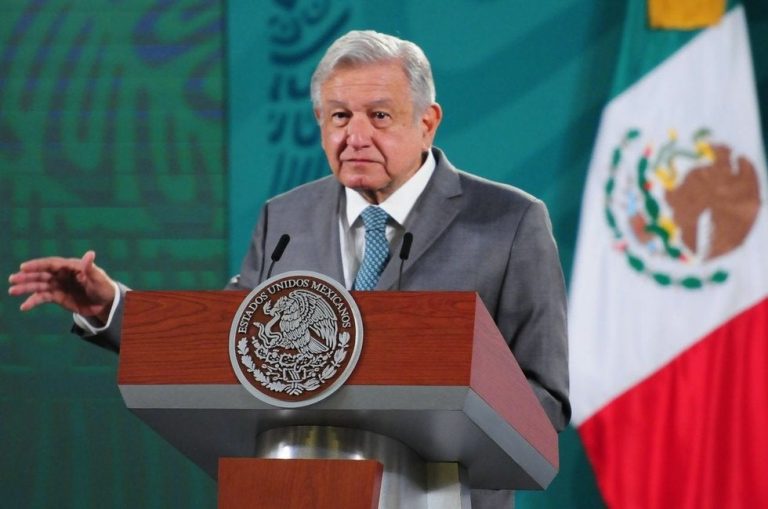 AMLO enviará iniciativa para revelar expedientes de políticos corruptos