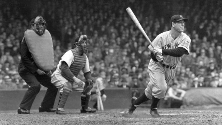 Subastan bat de Lou Gehrig en 715 mil dólares