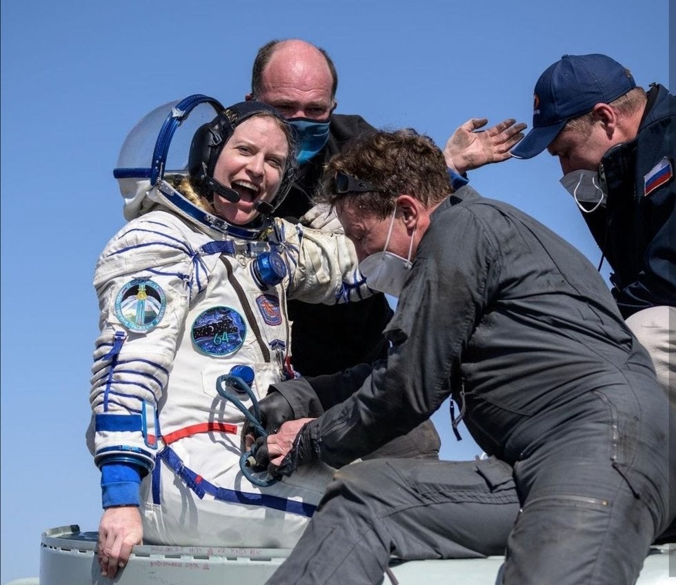 Vuelven tres astronautas tras 6 meses en la EEI