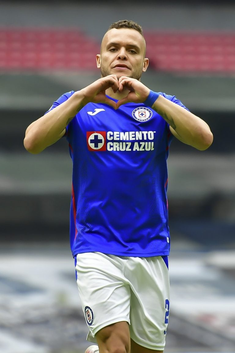 Llega Cruz Azul a toda velocidad