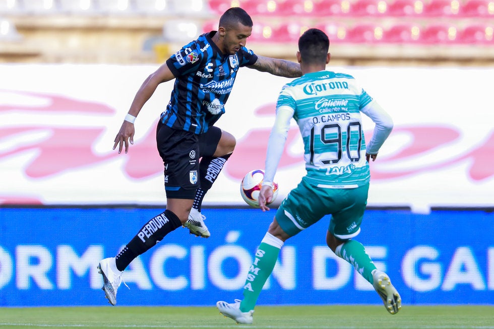 Querétaro se impone a Santos 1-0