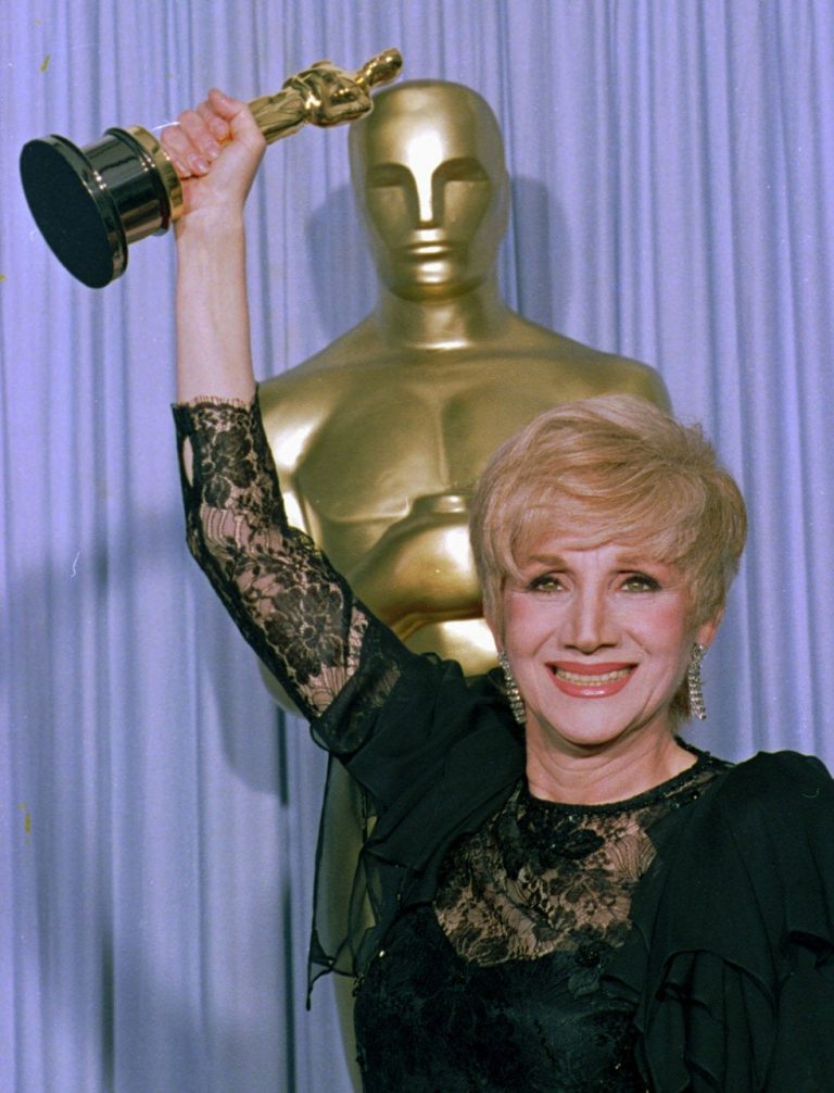 Muere Olympia Dukakis, ganó un Oscar por su interpretación en "Moonstruck"