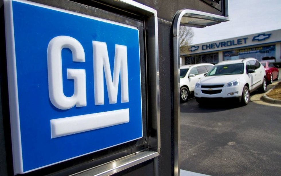 Reportan paro en GM por falta de chips tras anuncio de inversión